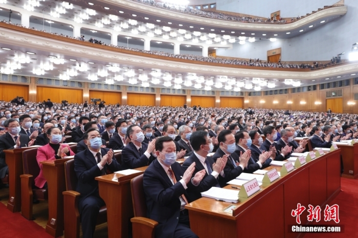 第十四届全国人民代表大会第一次会议在北京人民大会堂开幕