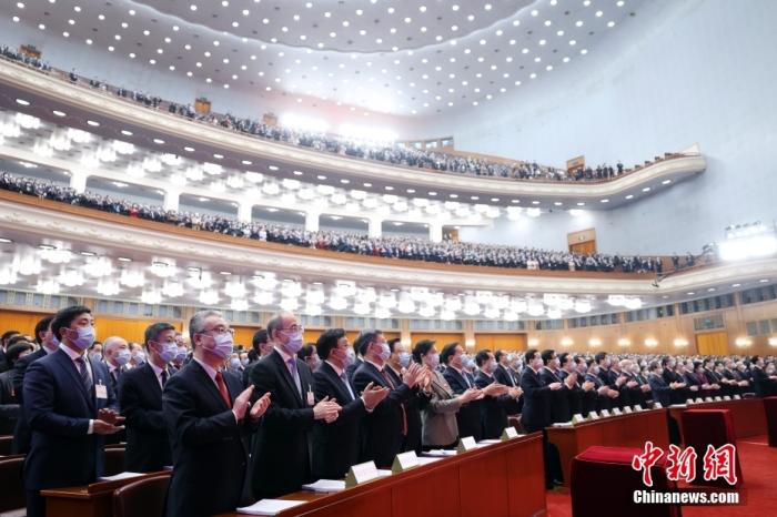 3月7日，十四届全国人大一次会议在北京人民大会堂举行第二次全体会议