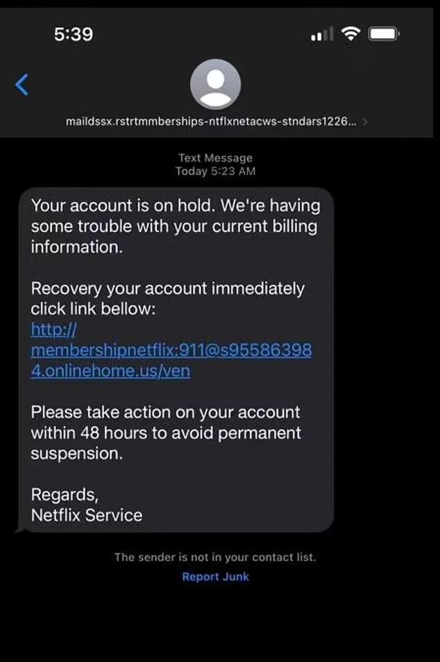 FBI还提醒用户检查所有通信中的电子邮件地址，仔细检查网站 URL，不要点击未经请求的短信中的链接 ...