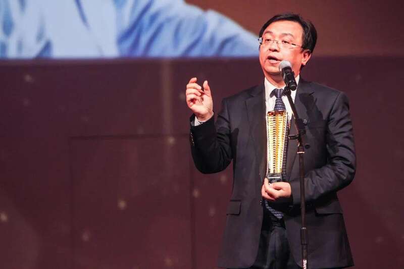意气风发的王传福直言：自动驾驶都是忽悠，是“皇帝的新装”